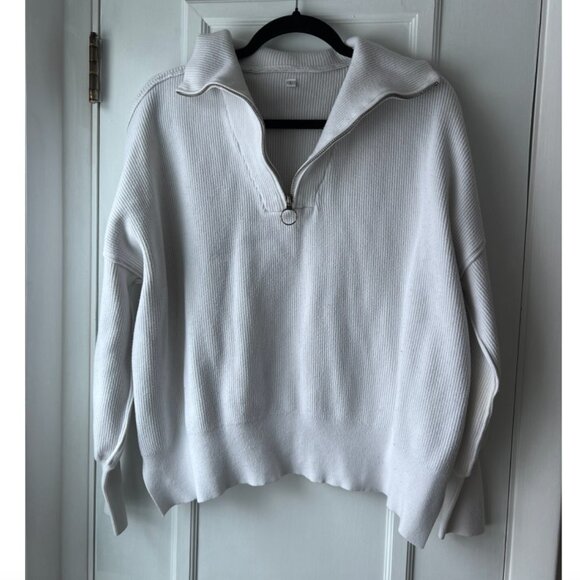 Sweaters - White quarter zip sweater